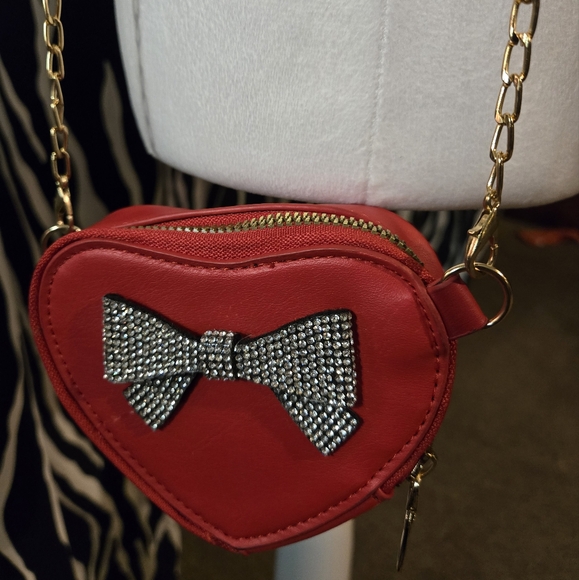 Heart Shape Crossbody Coin purse Red - Picture 2 of 6
